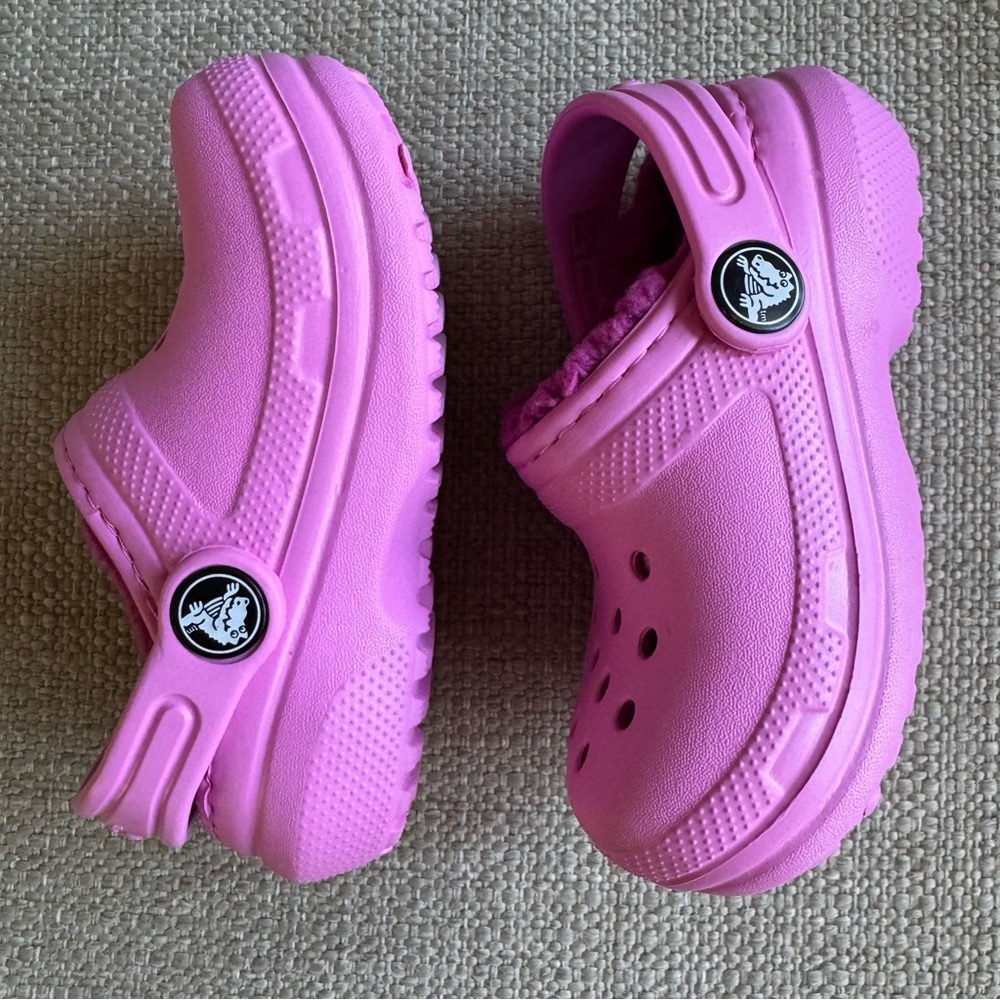 Toddler Crocs Lined Size 6 Pink - Picture 4 of 7